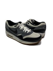 air max 1 black and grey