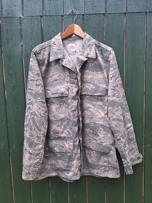 US AIR FORCE DIGITAL TIGER STRIPE SHIRT - 42 LONG. 