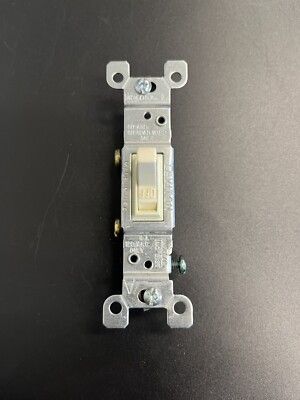LEVITON 1451-2A SINGLE POLE TOGGLE SWITCH ALMOND 15AMP  BOX OF 10