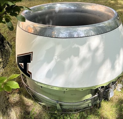 Engine AIR INTAKE COWLING with Registration Letters Bombardier Challenger 601
