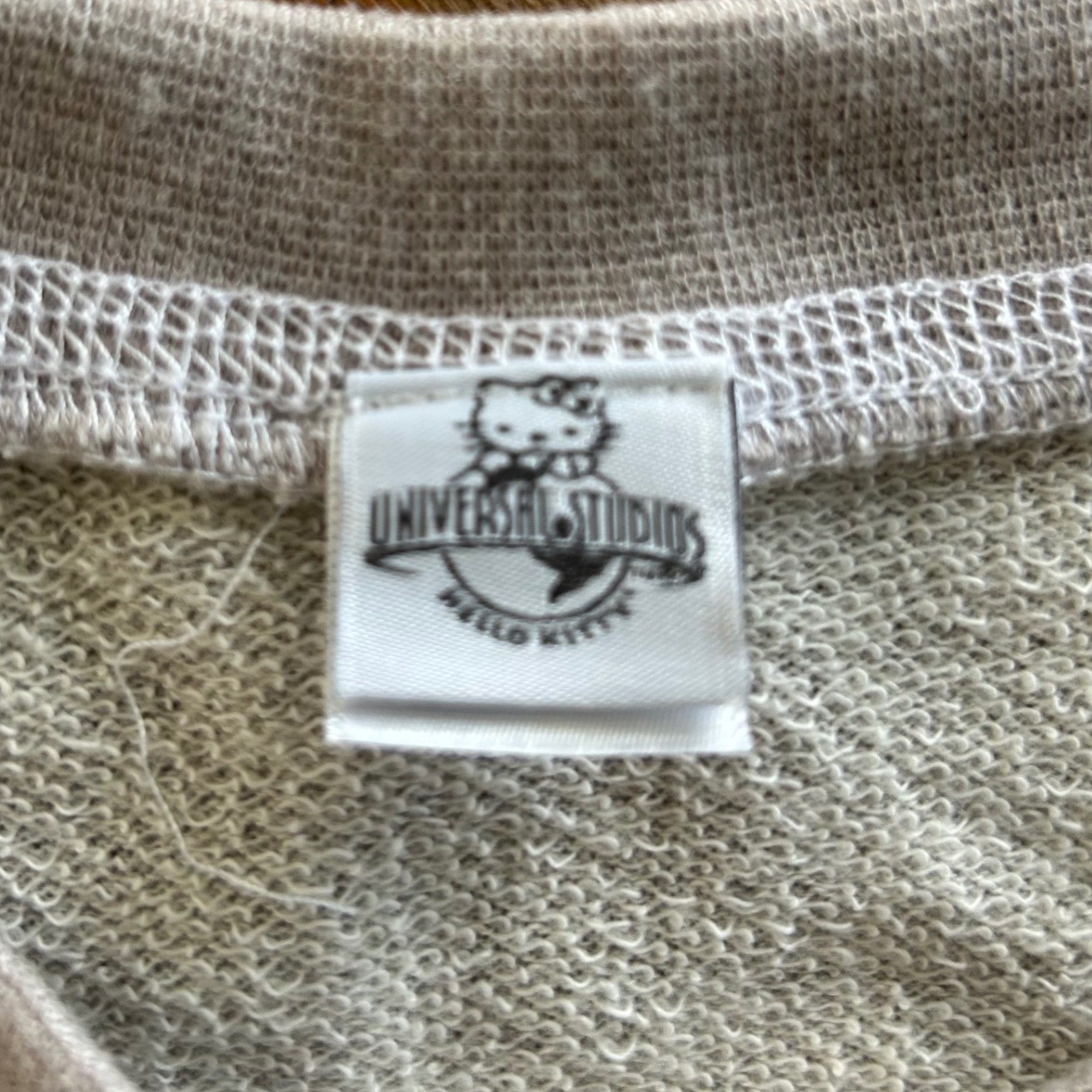 Universal Studios Hello Kitty Graphic Sweatshirt … - image 8