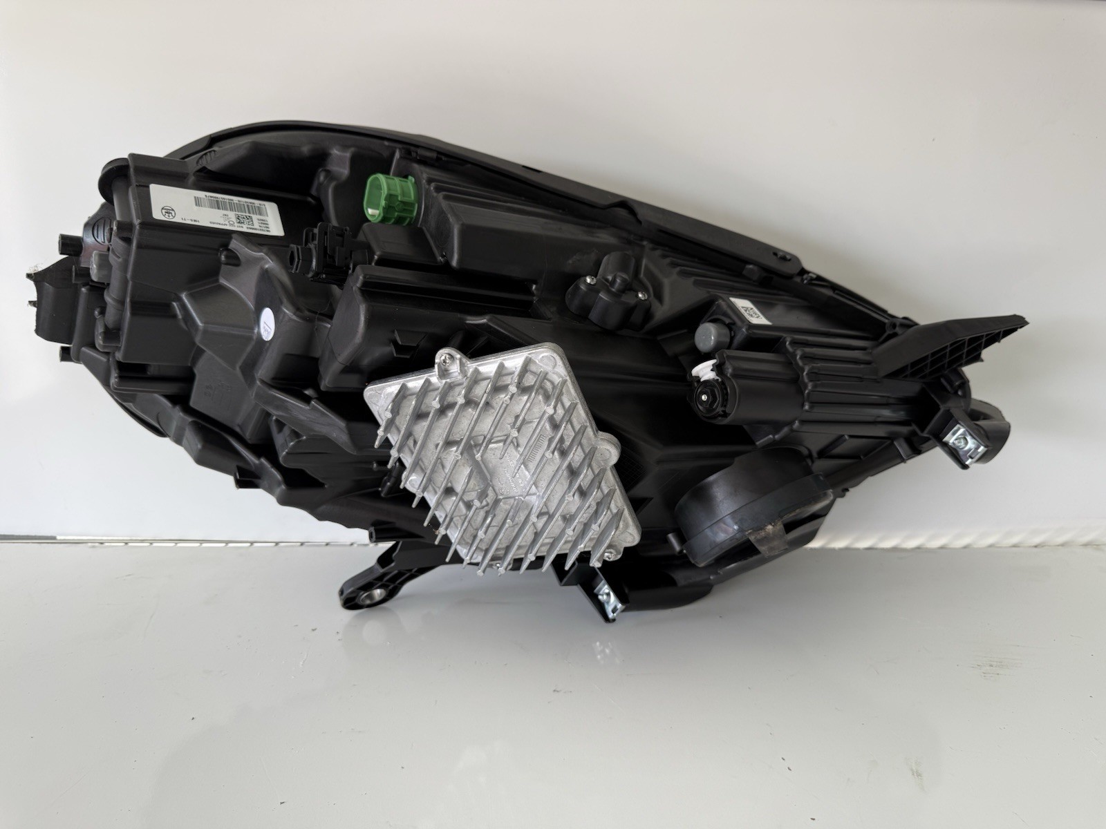2024-2026 Maserati Granturismo Driver LH Left LED OEM 670310064 Headlight 3525