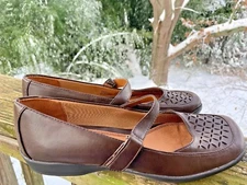 BLOW OUT SALE @ LIFESTRIDE Delsey Mary Jane Ballet Flat Women Shoes Sz 9.5 ❤️b8