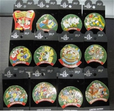 LE RARE Disney pin Set 12 Days Of Christmas Wreath Mickey Mouse +