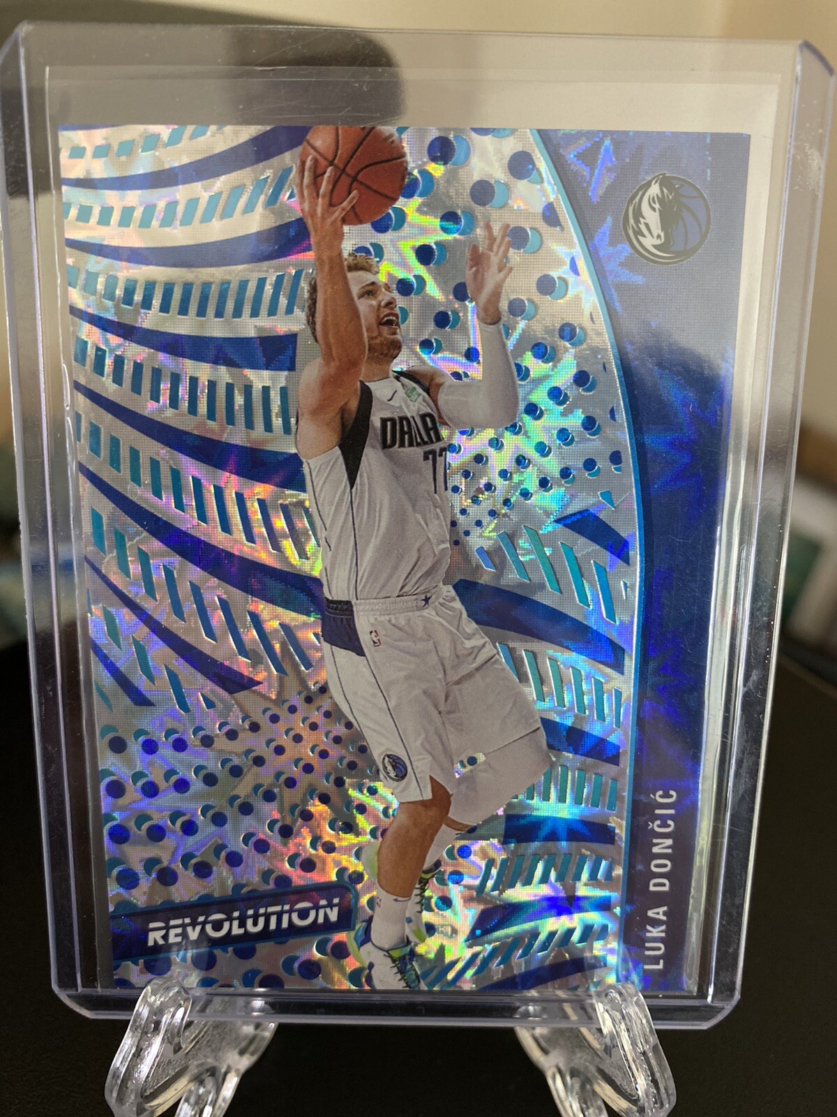 LUKA DONCIC 2020-21 REVOLUTION IMPACT FOIL # /149 DALLAS MAVERICKS PARALLEL SSP