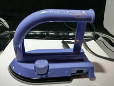 TRAVEL IRON  Sanyei Postcard PC-50 Detachable Handle Dual Voltage Purple 