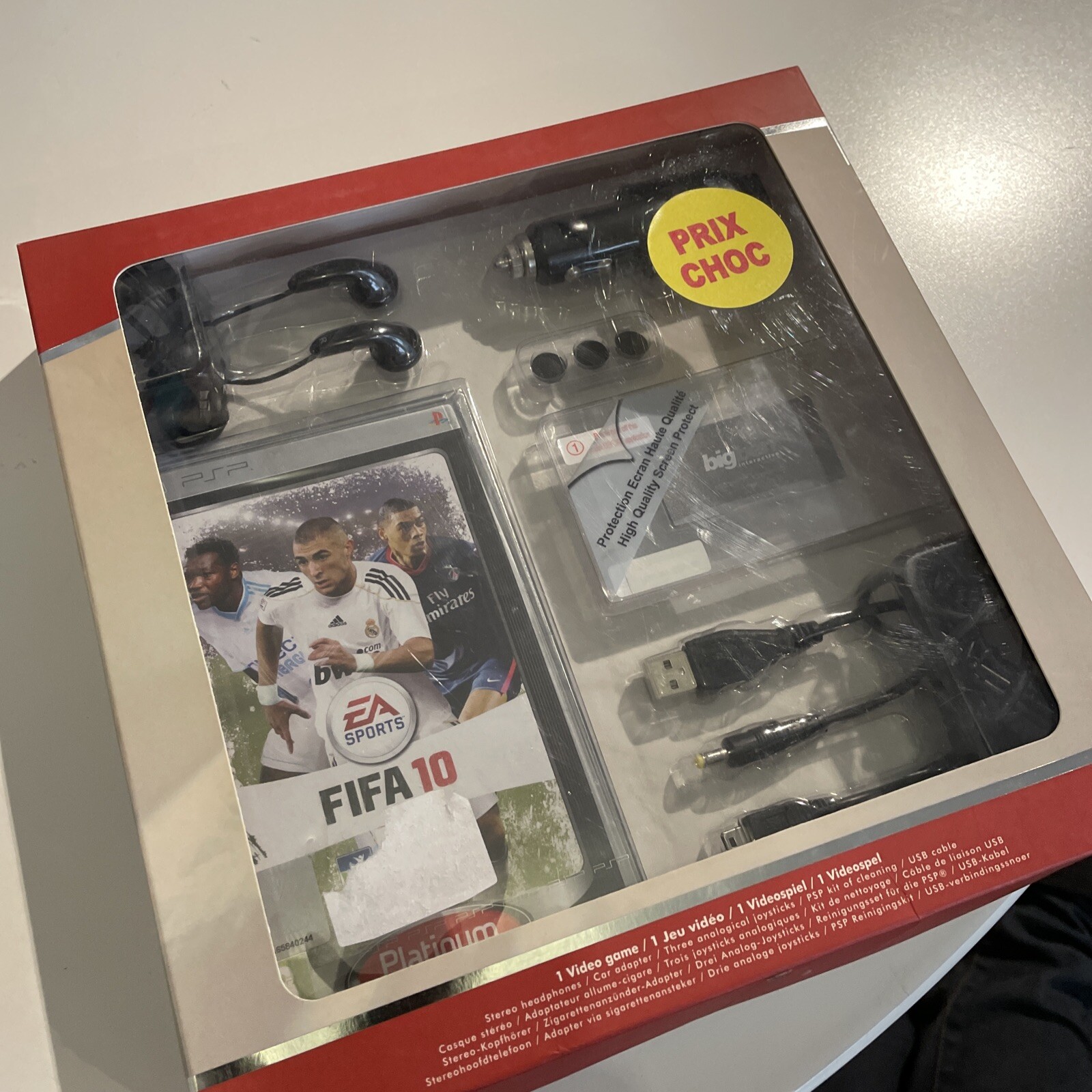 NEUF NEW pack FIFA 10 ⚽️ playstation PSP chargeur écouteur protège ecran bouton