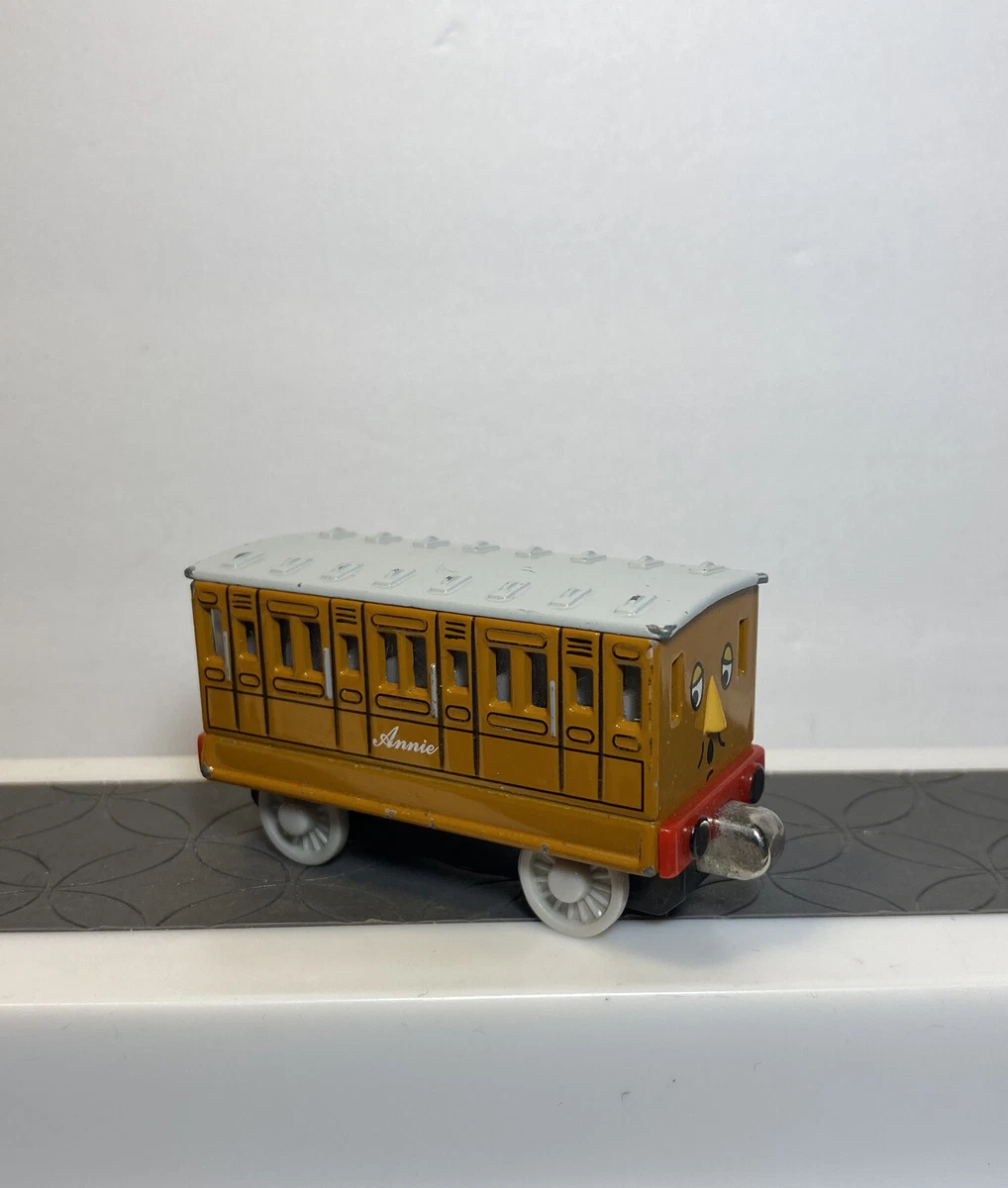 Gullane Thomas Limited 2002 Learning Curve Train Die Cast Annie