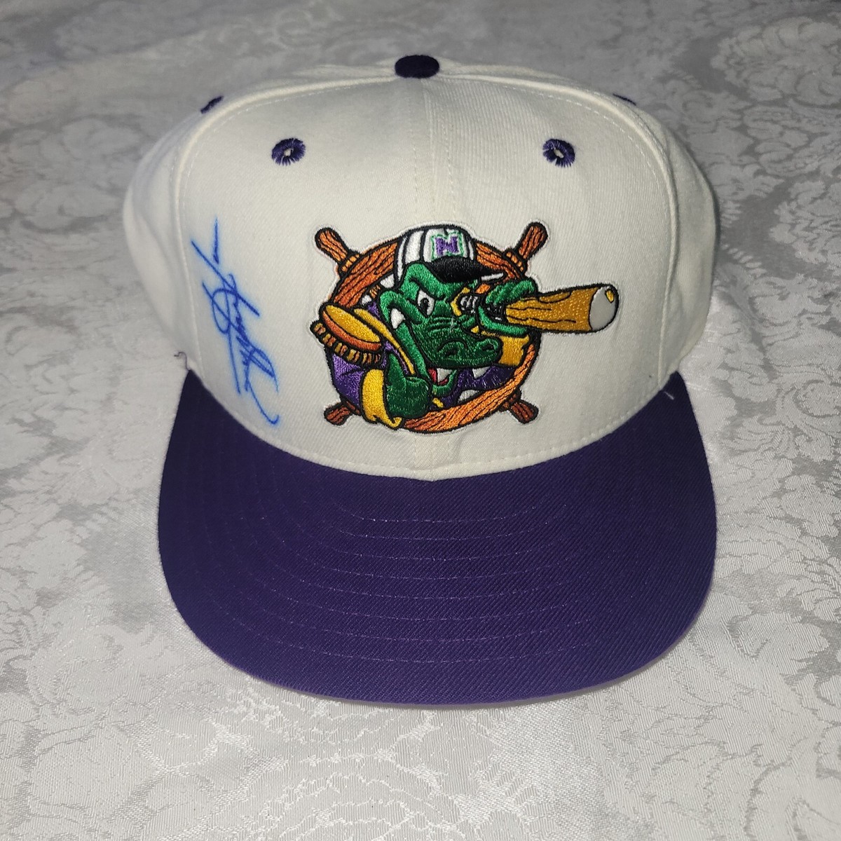 Norwich Navigators Vintage New Era Fitted Hat Minor League Tyrone