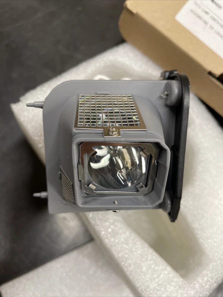 New TV Projection Lamp 311-8943-ER Projector Lamp for Dell - Image 4 of 4