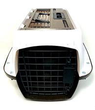 PetMate 2 Door Top Load Kennel Pet Carrier for Cat/Small Dog PORTBLE White Brown