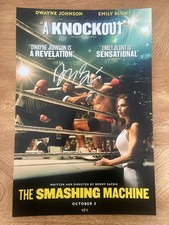 * BENNY SAFDIE * signed 12x18 poster * THE SMASHING MACHINE * COA *