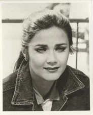 Lynda Carter Hotline Vintage 8x10 Photo 1982 Publicity Glamour Close up 