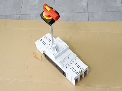 Moeller Kompaktleistungsschalter NZM3 690V + Drehgriff XDV 630A
