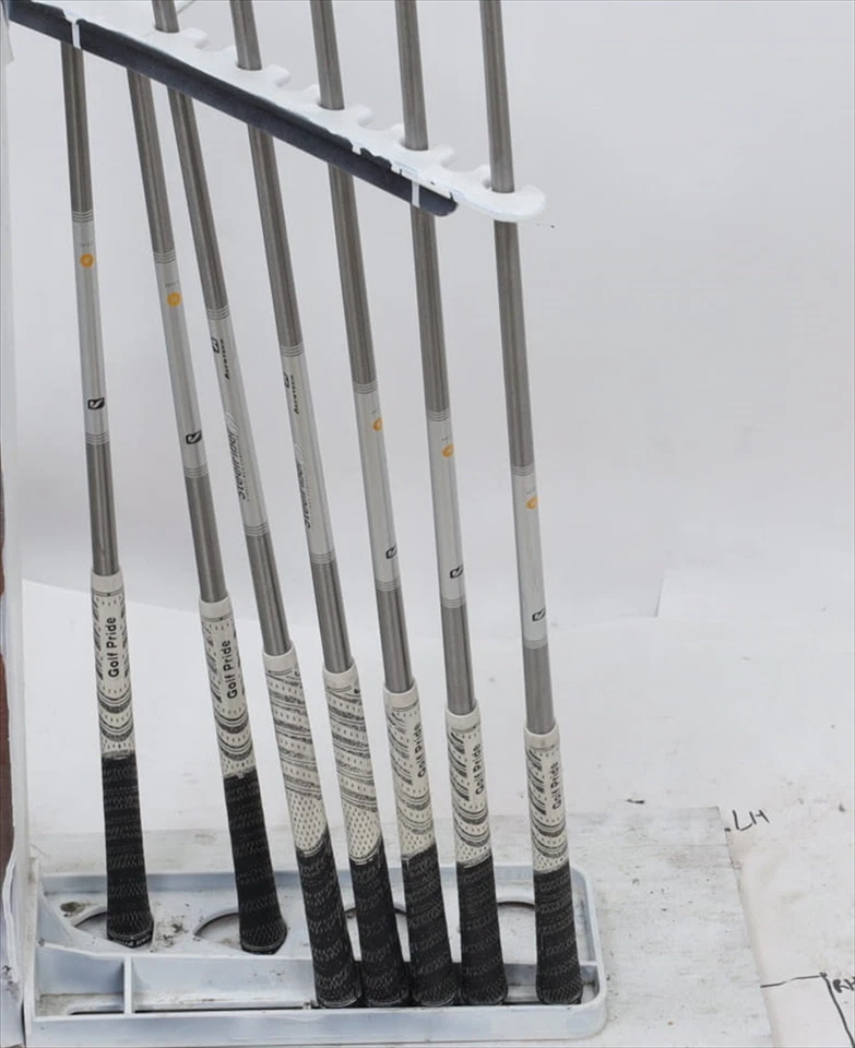 Callaway 2024 Apex Cb/Mb Iron Set 5-Pw, Aw Stiff SteelFiber I95 283829 Left Hand - Image 4 of 4