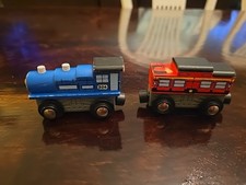 2005 Imaginarium Geoffrey Wooden 2 Piece Express Train Fits BRIO Thomas