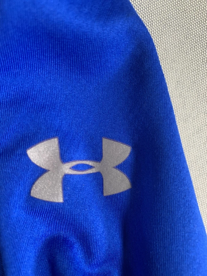 Under Armour Fitted Long Sleeve Shirt Mens Small Performance Thumbholes Athletic - Image 4 of 4