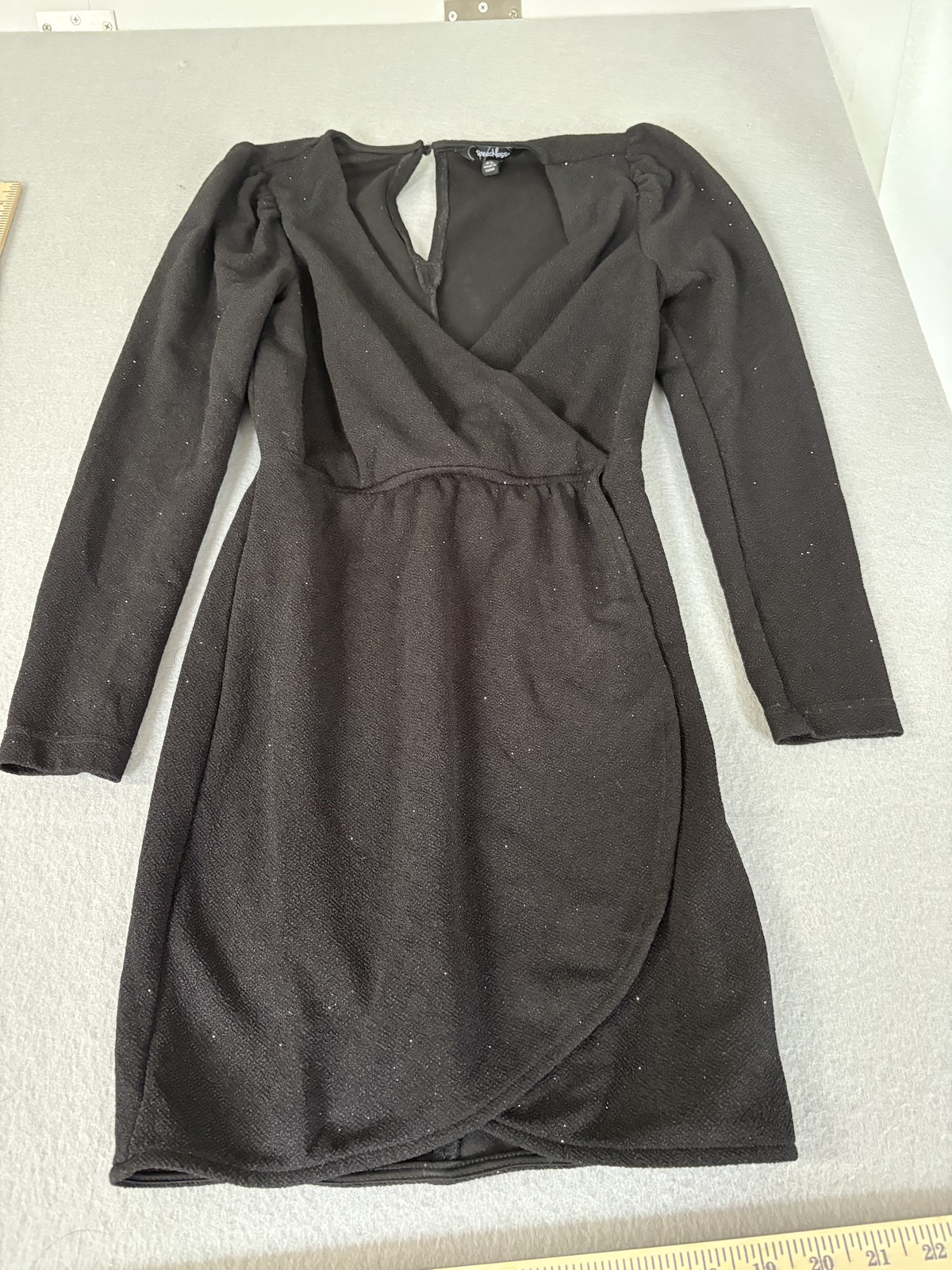 Speechless Dress Womens XS Black Long Sleeve V Neck Wrap Tulip Hem Party Mini