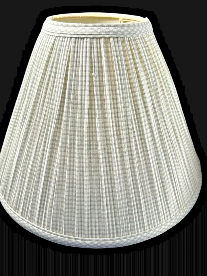 Pantalla de lámpara básica plisada Empire Gather verde salvia 5 X 10 X 14 montaje dorado Foto 4 de 4