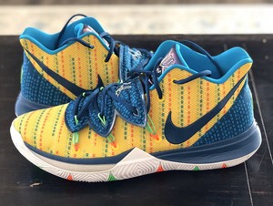 kyrie 5 academy