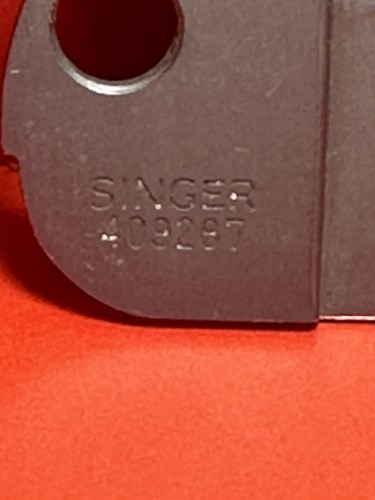 Singer Genuine 409287 Needle Throat Plate Part For Sewing Machine - Picture 3 of 3