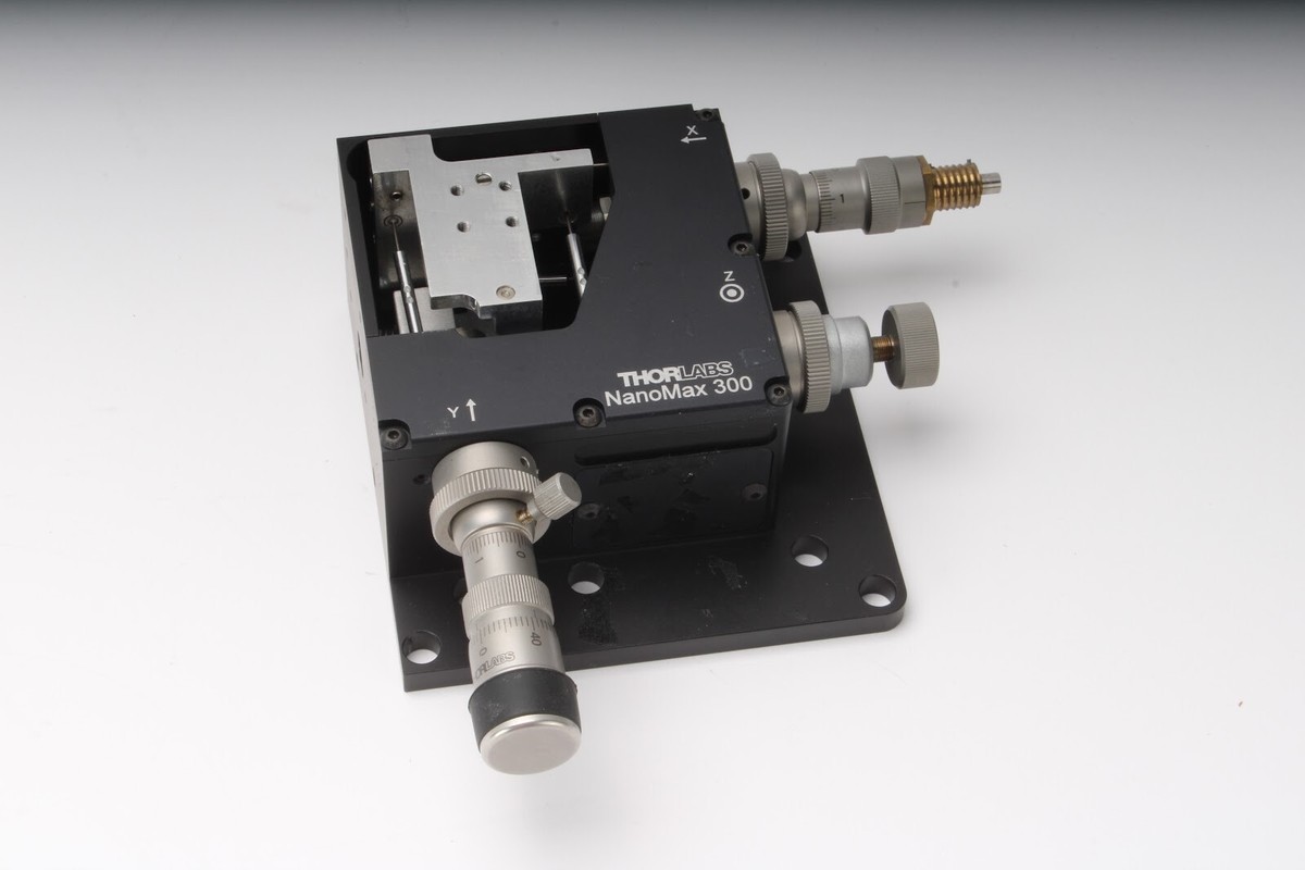 Thorlabs MDT630B NanoMax 300 3-Axis Piezo Flexure Stage | eBay