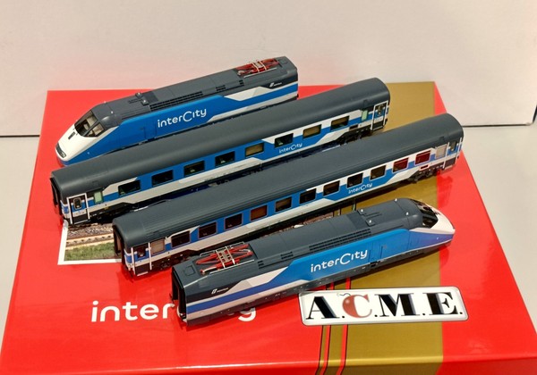 Acme 70116 Set Intercity Tag 2 E414 + 2 Wagen Neue Lackierung “Intercity”-image