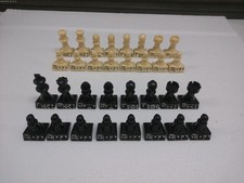 Vintage Cardinal 32 Pc Chess Teacher Complete...