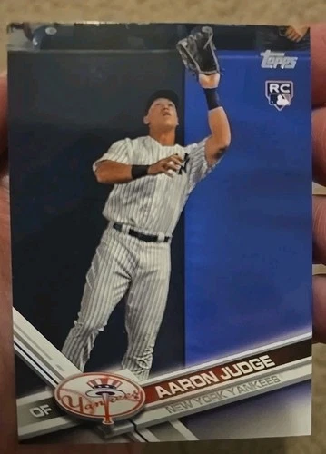 New ListingAARON JUDGE 2017 Topps #287 Fielding (RC) Rookie Card Yankees
