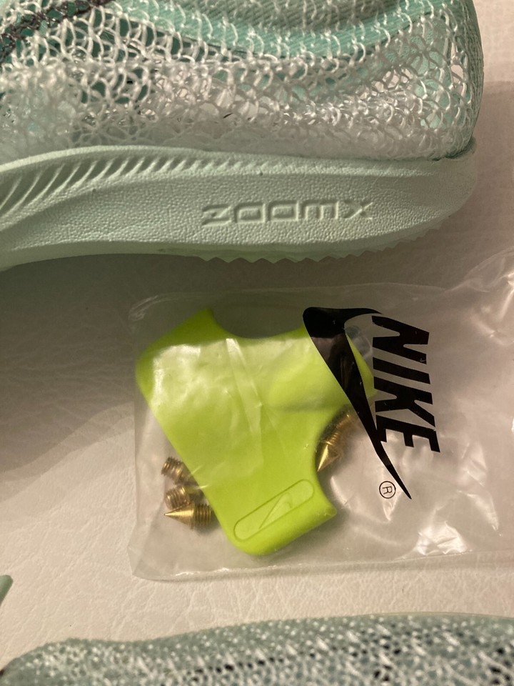 Mens 12 Nike Air Zoom Victory Track Spikes Shoes Mint Foam Volt DR9908