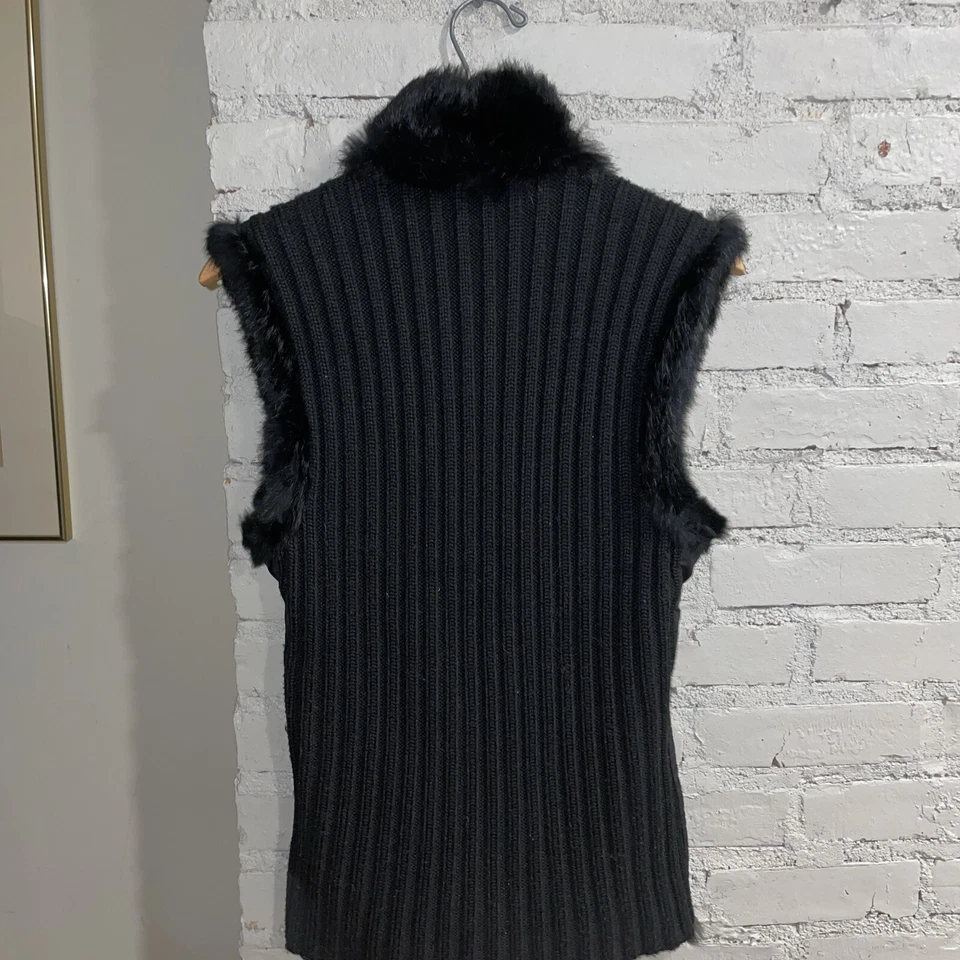 Chaleco Linda Richards Reversible Lujo Piel de Conejo y Seda Acanalada | Talla X Pequeño Foto 4 de 4