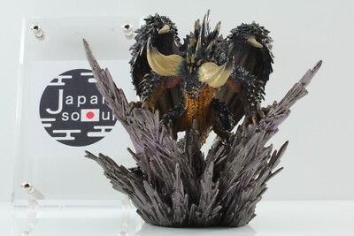 CAPCOM MONSTER HUNTER WORLD COLLECTOR'S EDITION Nergigante Figure