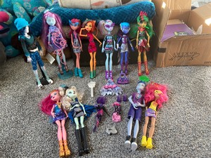 muñecas monster high usadas
