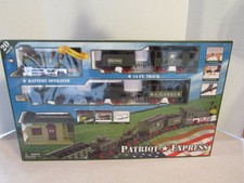 goldlok holiday express train set