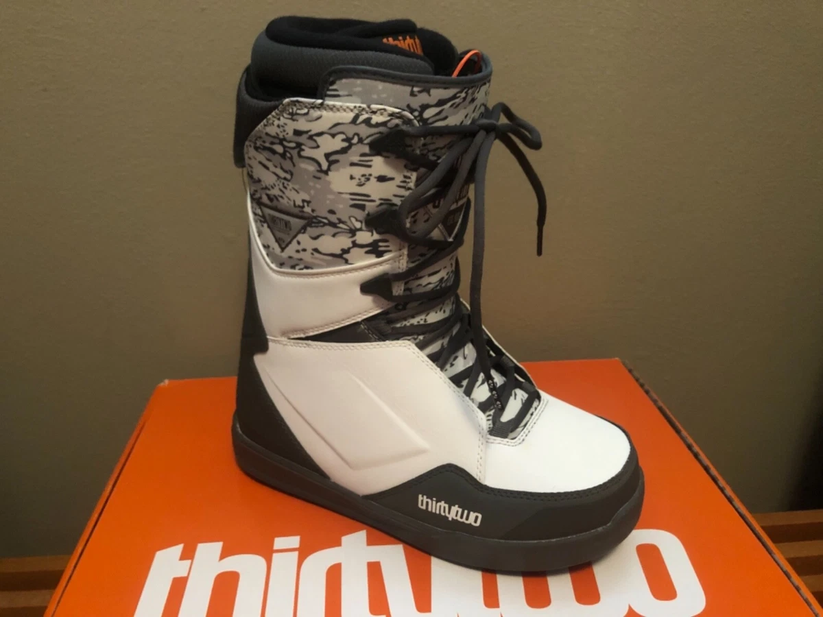 Two lashed boots cheap