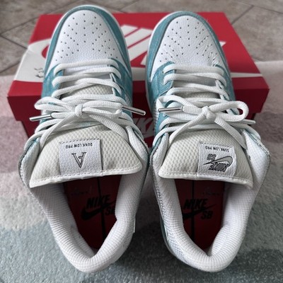 Size 10 - Nike SB Dunk Low x April Skateboards Turbo Green, replacement box   