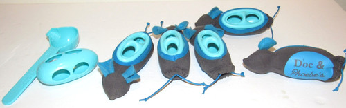 5 Doc & Phoebe's Cat Co Indoor Hunting Snacker Treat Feeding Toy Lot Demo Scoop