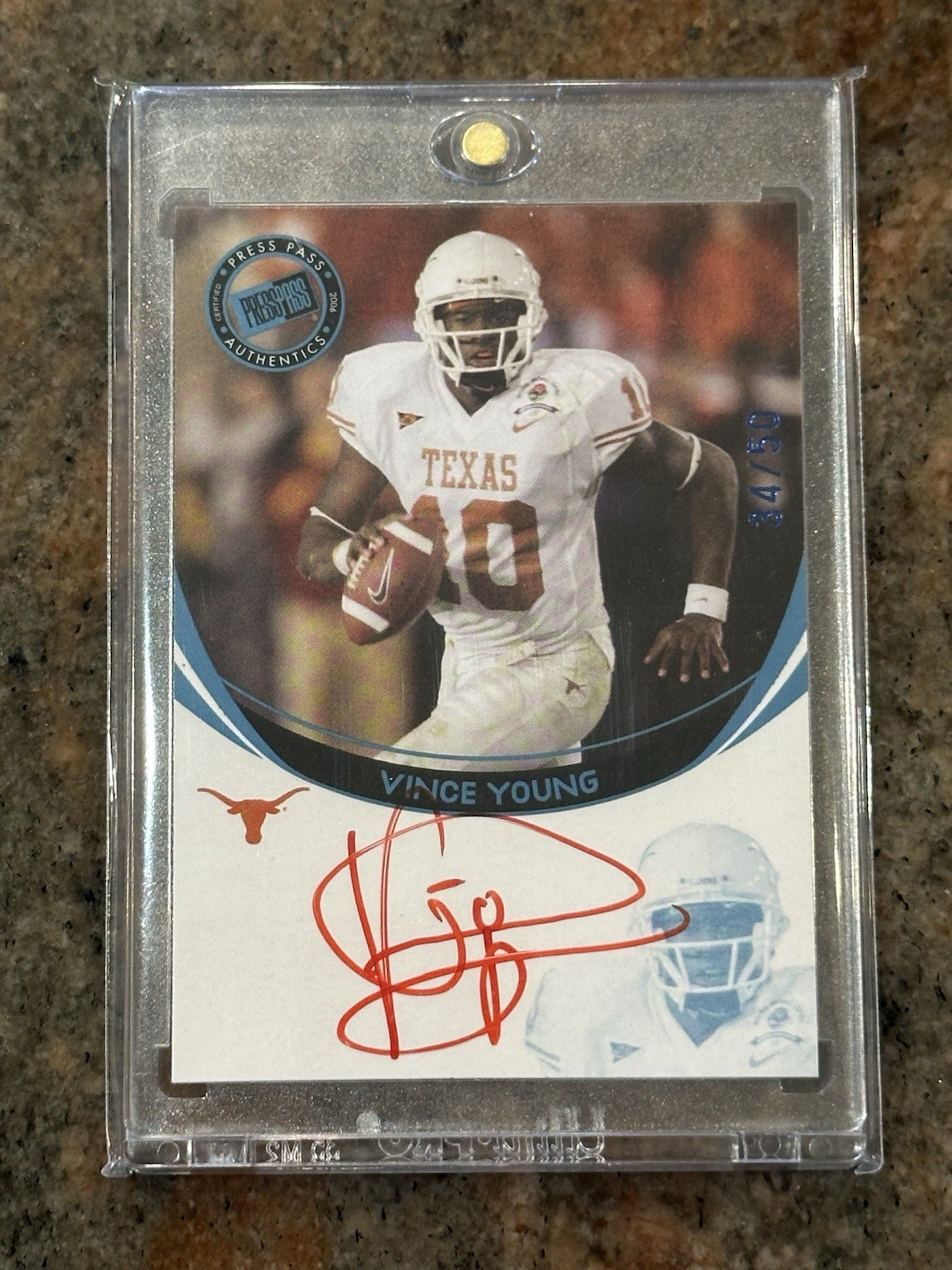 2006 Press Pass Vince Young Red Ink On Card Auto /50