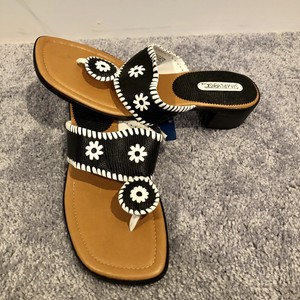 Womens Simply Basic Black White Thong Sandals, Size 11 | eBay