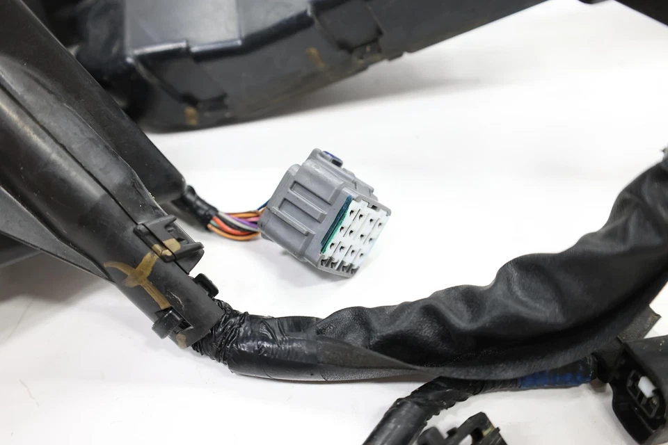 2023 - 2025 SUBARU LEGACY 2.5L CHICOTE DE FIOS DO MOTOR COM CAIXA DE FUSÍVEIS FABRICANTE DE EQUIPAMENTO ORIGINAL 81403AN09A - Imagem 3 de 4