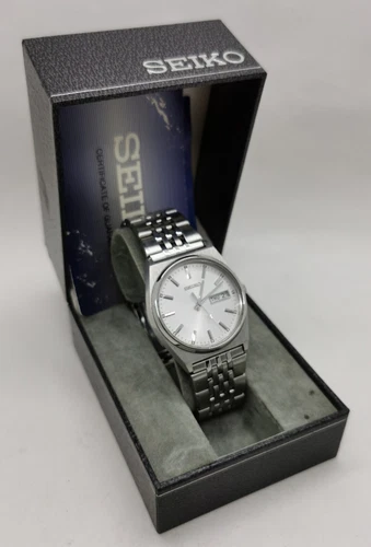 Vtg 2000 Seiko Quartz Day Date V743-9029 St/Steel Bracelet Gents Watch Box &Card