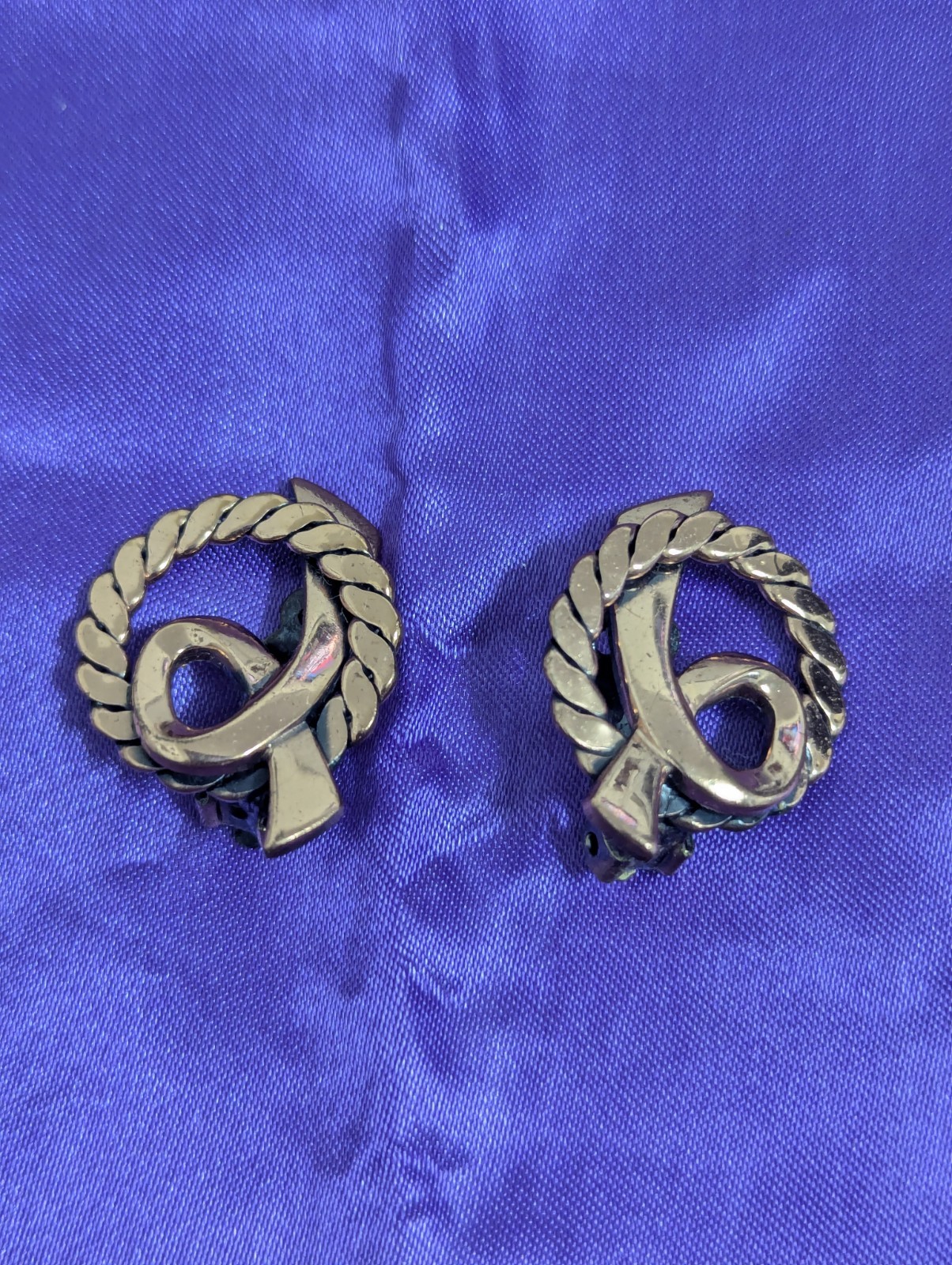 Vintage Solid Copper Abstract Clip On Earrings - image 1