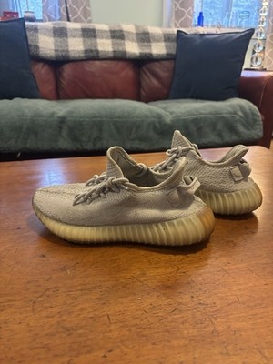 adidas Yeezy Boost 350 V2 Cream White Triple White