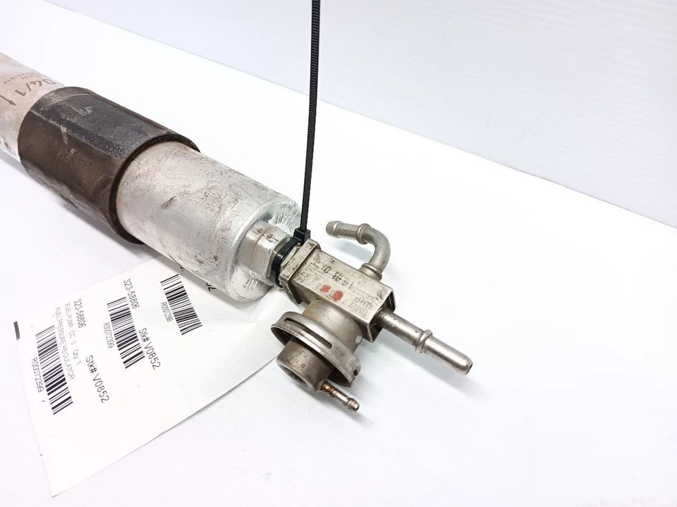 01-06 BMW E46 M3 Fuel Pressure Regulator 13537830368 OEM - Image 2 of 4
