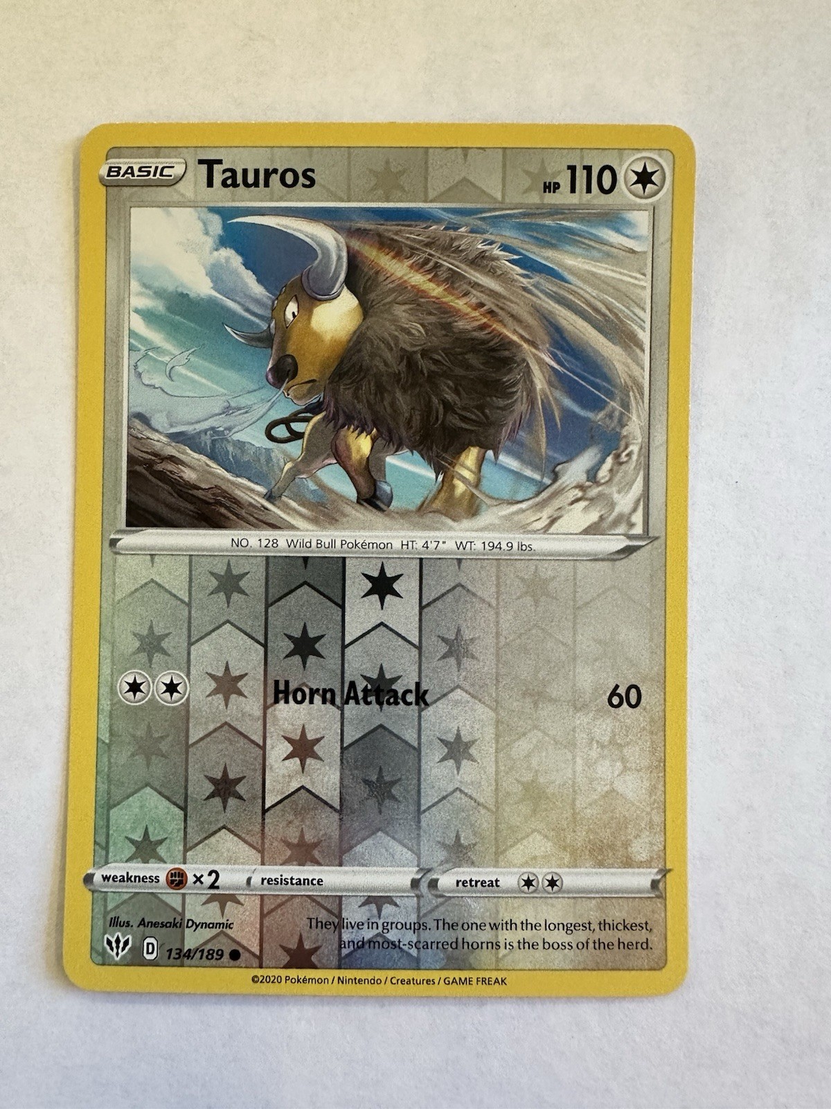 NM - Tauros 134/189 Rev Holo Pokémon Darkness Ablaze Pokemon SWSH03
