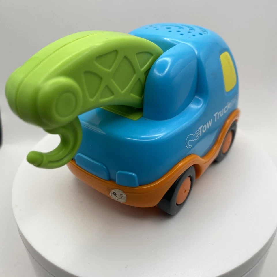 VTech Go Go Smart Wheels Tow Truck Vehicle Tested Noise And Talking Uses AAA - Image 3 of 4