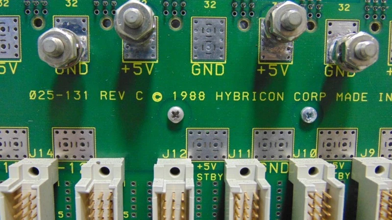 Chasis PLC para rack de 21 ranuras Zoltech Corporation VR-21-AEG USADO Foto 4 de 4