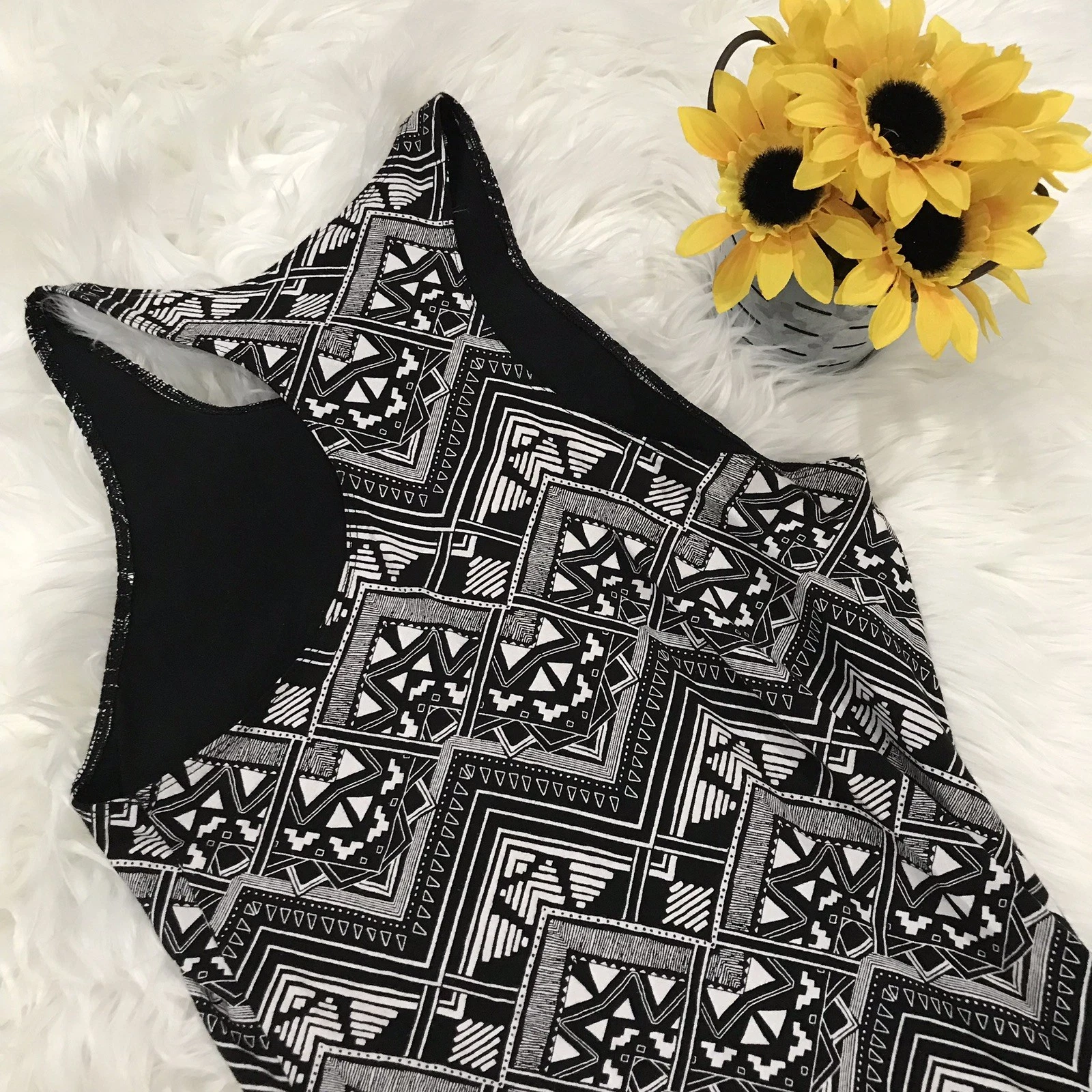 UNDERCOVER Abito da spiaggia Victoria Secret ROSA nero bianco geometrico senza maniche pattinatore M