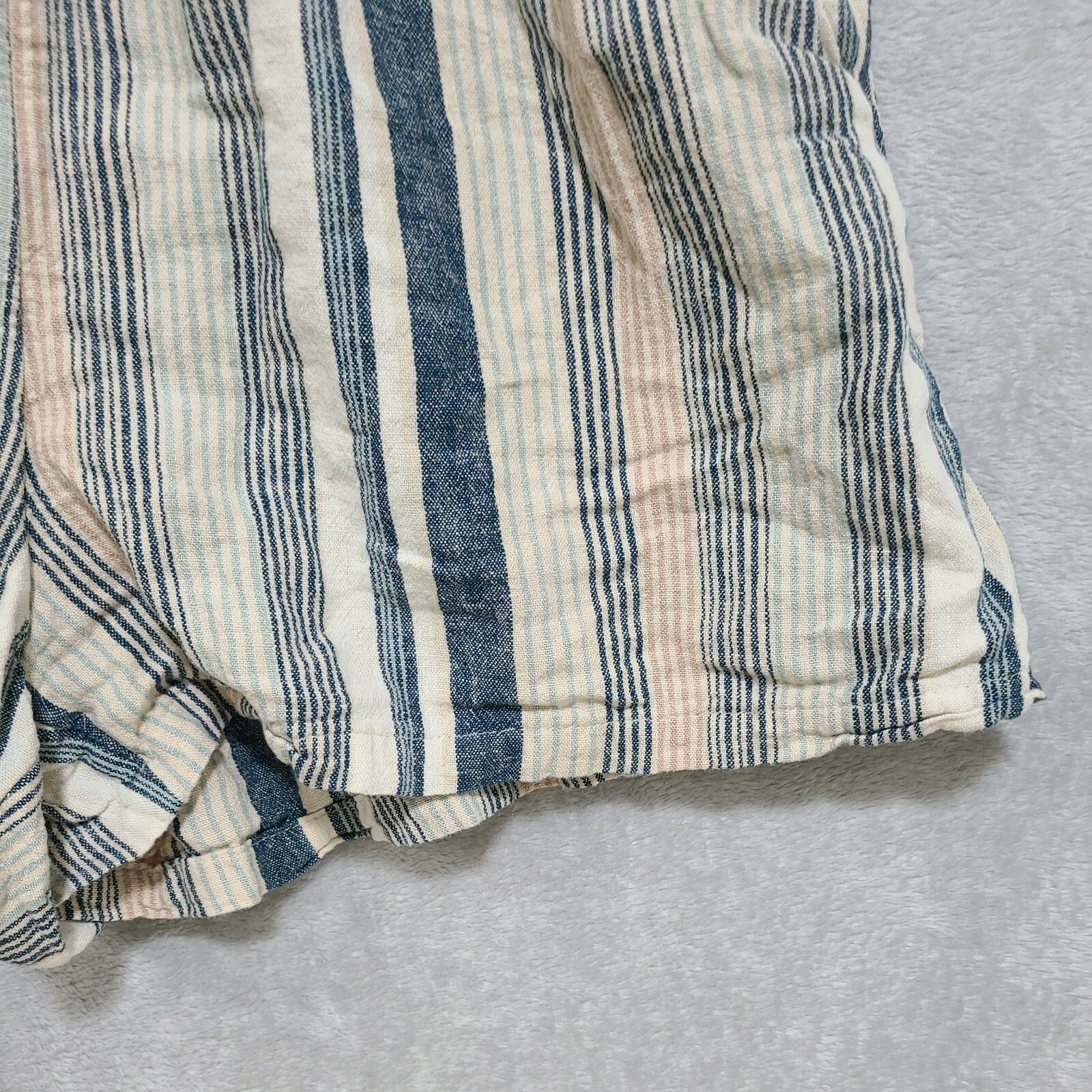 Universal Thread Women's Medium Shorts - image 4