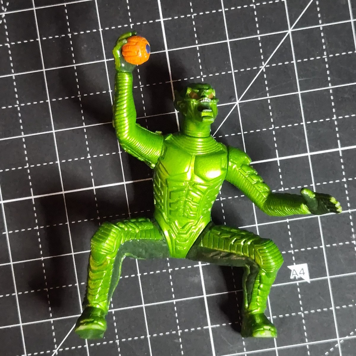 GREEN GOBLIN Bump & Go Figure with Pumpkin Only Toybiz 2002 Spider